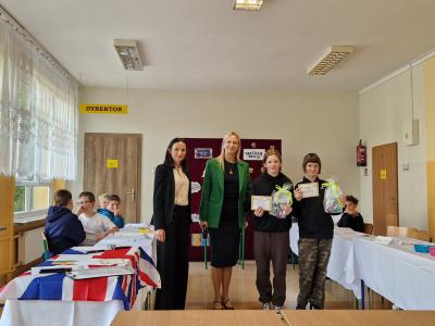 a26ee4ff-b667-47bb-b8cc-fd9b7f9791d9.jpg