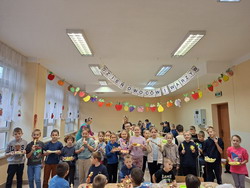 Światowy Dzień Owoców i Warzyw w klasach I-III