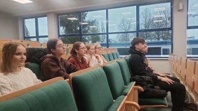 2026-04-15 12.35.04.jpg